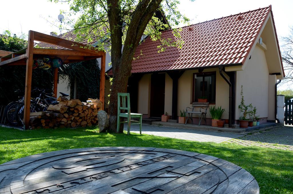 Penzion04 Otel Třeboň Dış mekan fotoğraf