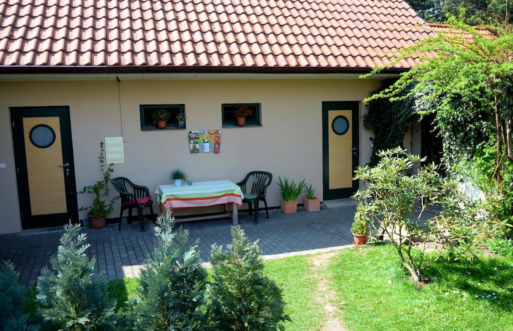 Penzion04 Otel Třeboň Dış mekan fotoğraf
