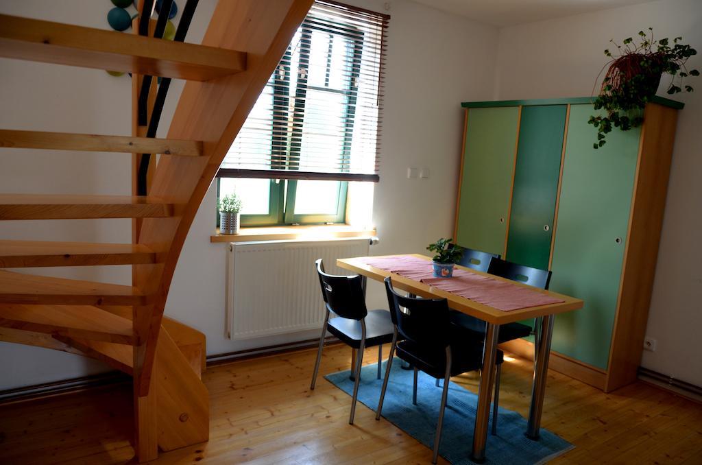 Penzion04 Otel Třeboň Oda fotoğraf